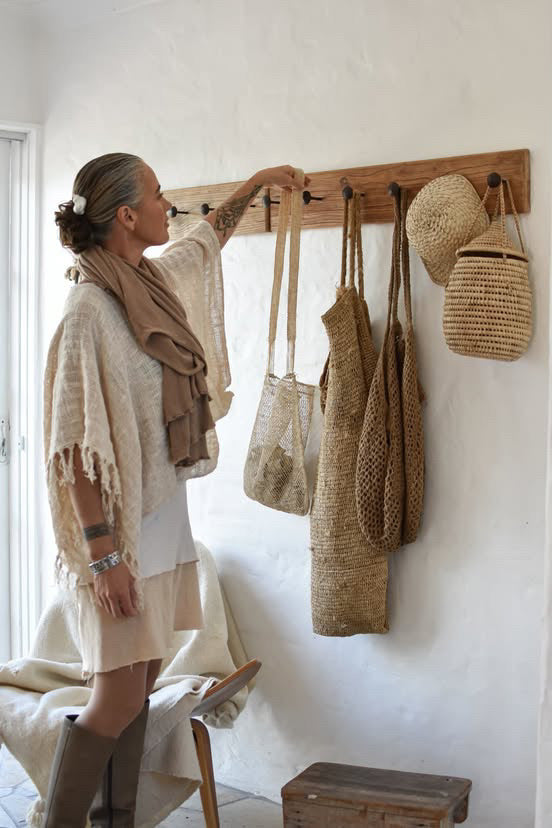 The Shrug in Natural Hemp