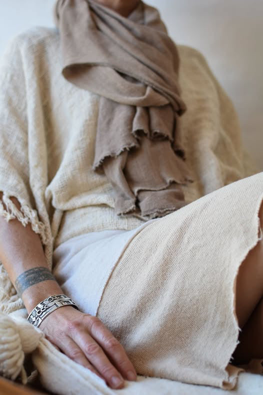 The Shrug in Natural Hemp